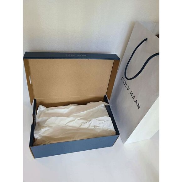 COLE HAAN Authentic Designer EMPTY Shoebox and Paper Bag Set - Picture 4 of 10